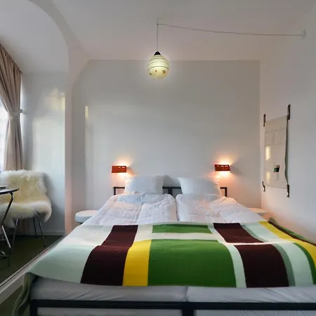 Carmel Hotel 3*
